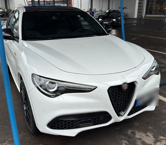 Alfa Romeo Stelvio *2.0 Turbo* Q4* Veloce ...