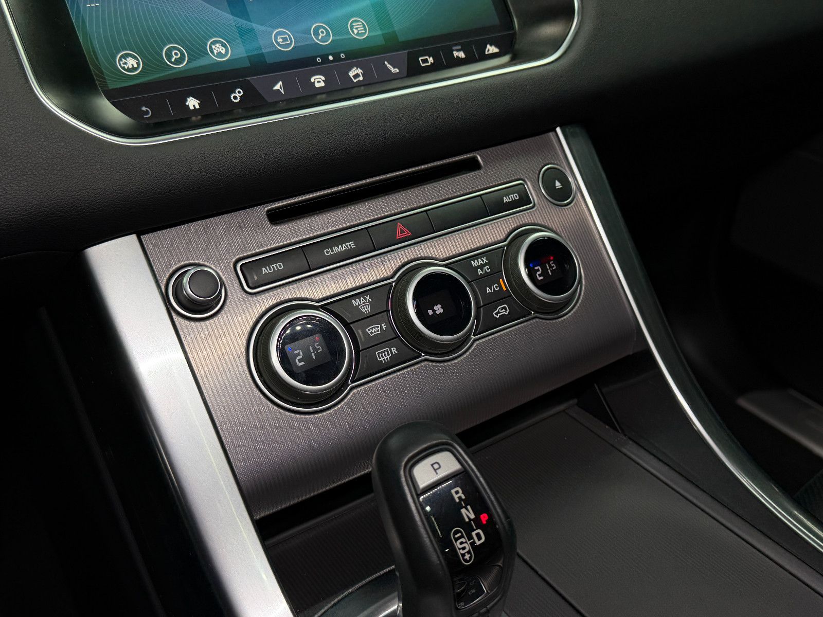 Fahrzeugabbildung Land Rover Range Rover Sport HSE|MERIDIAN|PANO|AHK|LUFT