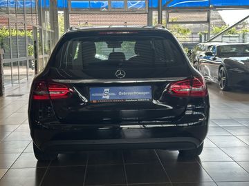 Mercedes C 200 - 5