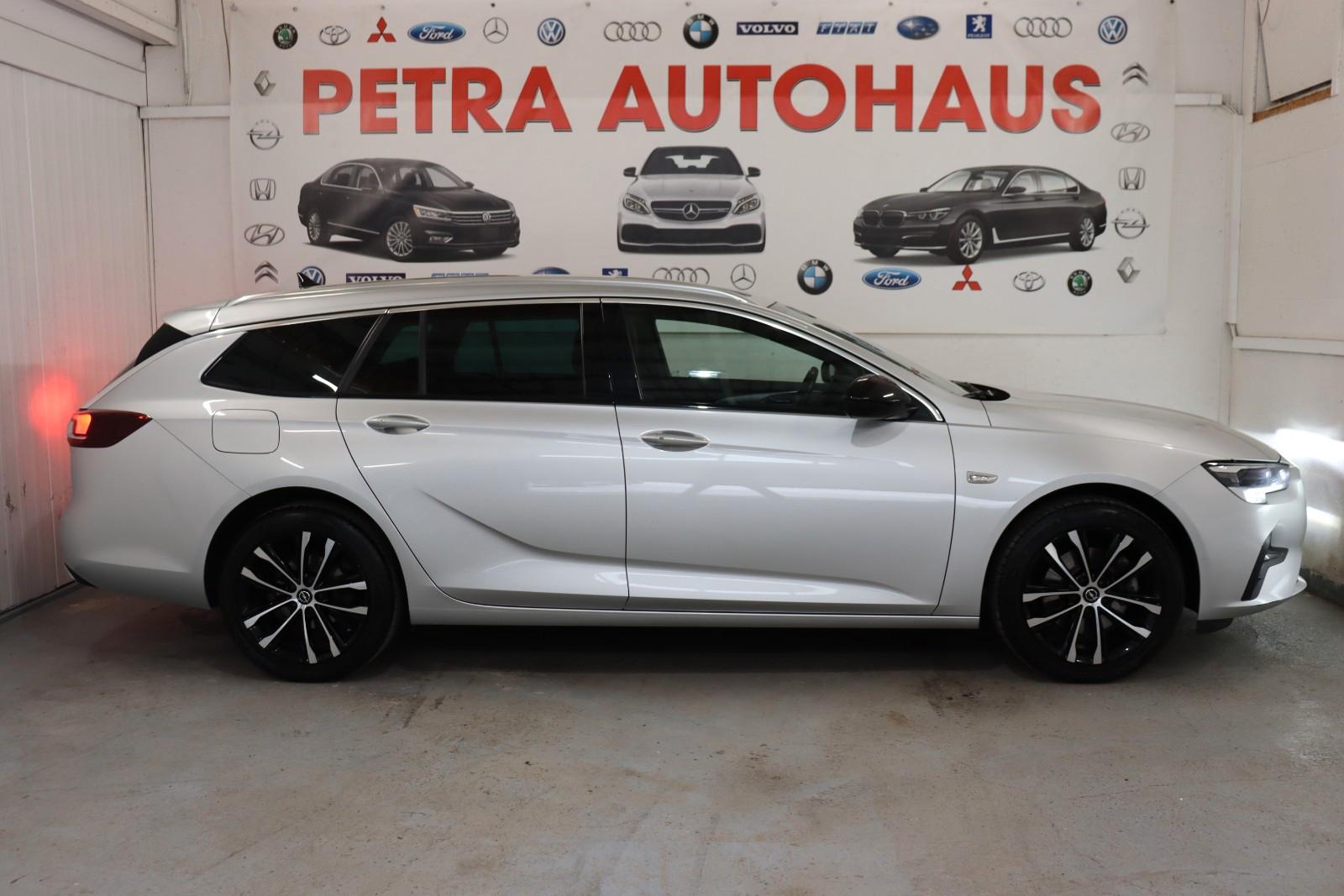 Opel Insignia 2.0 Diesel Elegance Auto Matrix LED