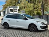 Renault Megane III Grandtour BOSE Edition*KLIMA*NAVI*BT* - Renault Megane in Aachen