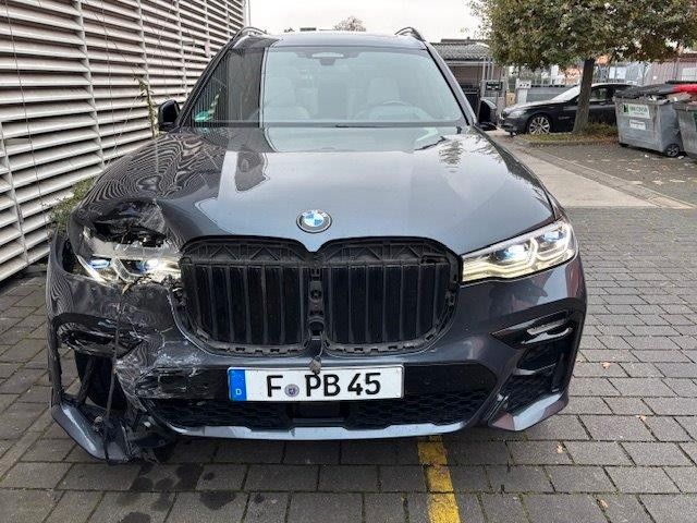 BMW X7 xDrive 40 d M Sport Vollausstattung - Unfall