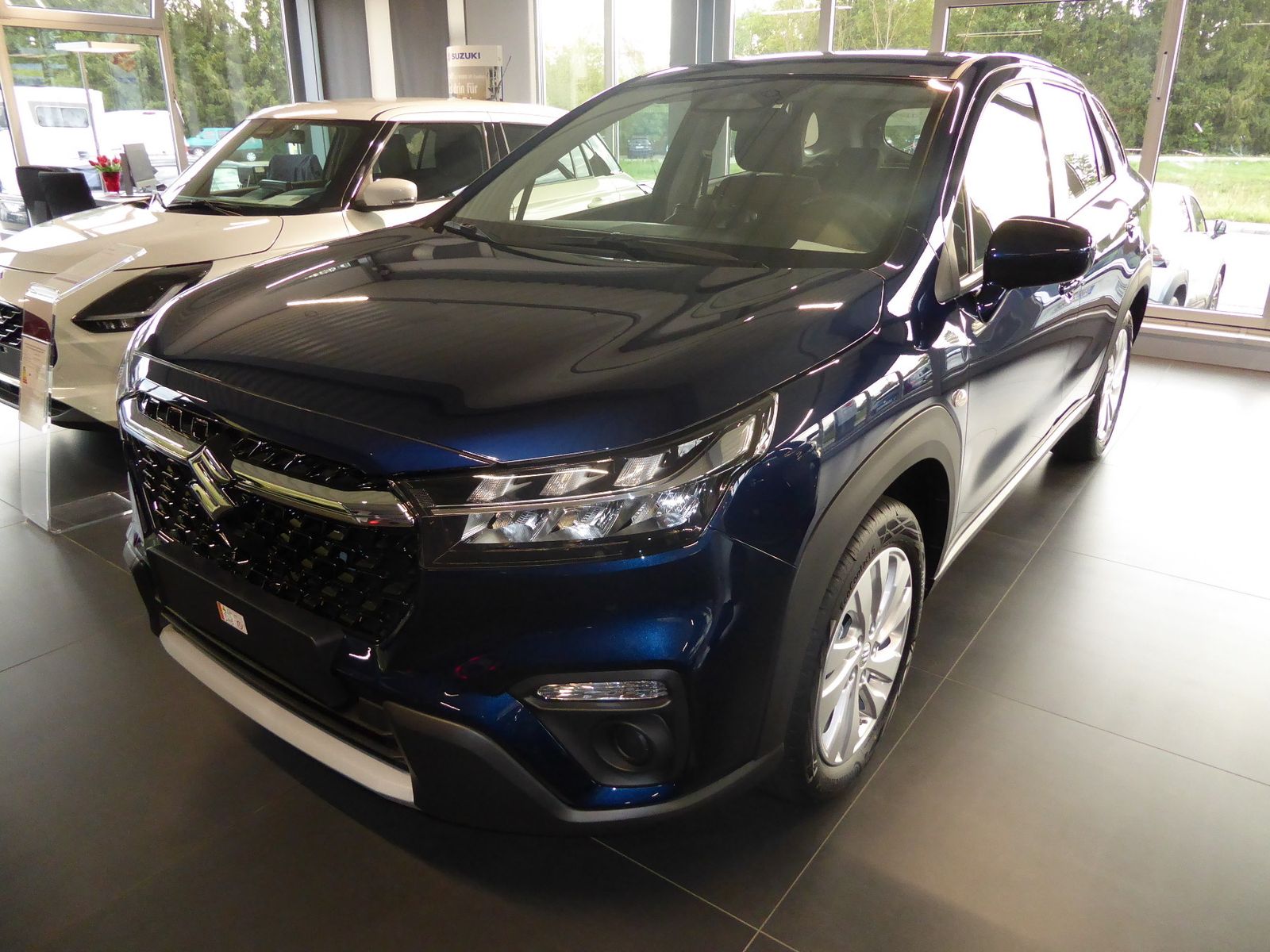 Suzuki SX4 S-Cross 1.4 Hybrid Edition imagem 2