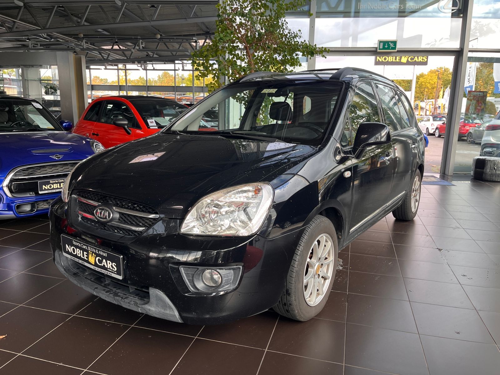 Fahrzeugabbildung Kia Carens EX Klima Alu