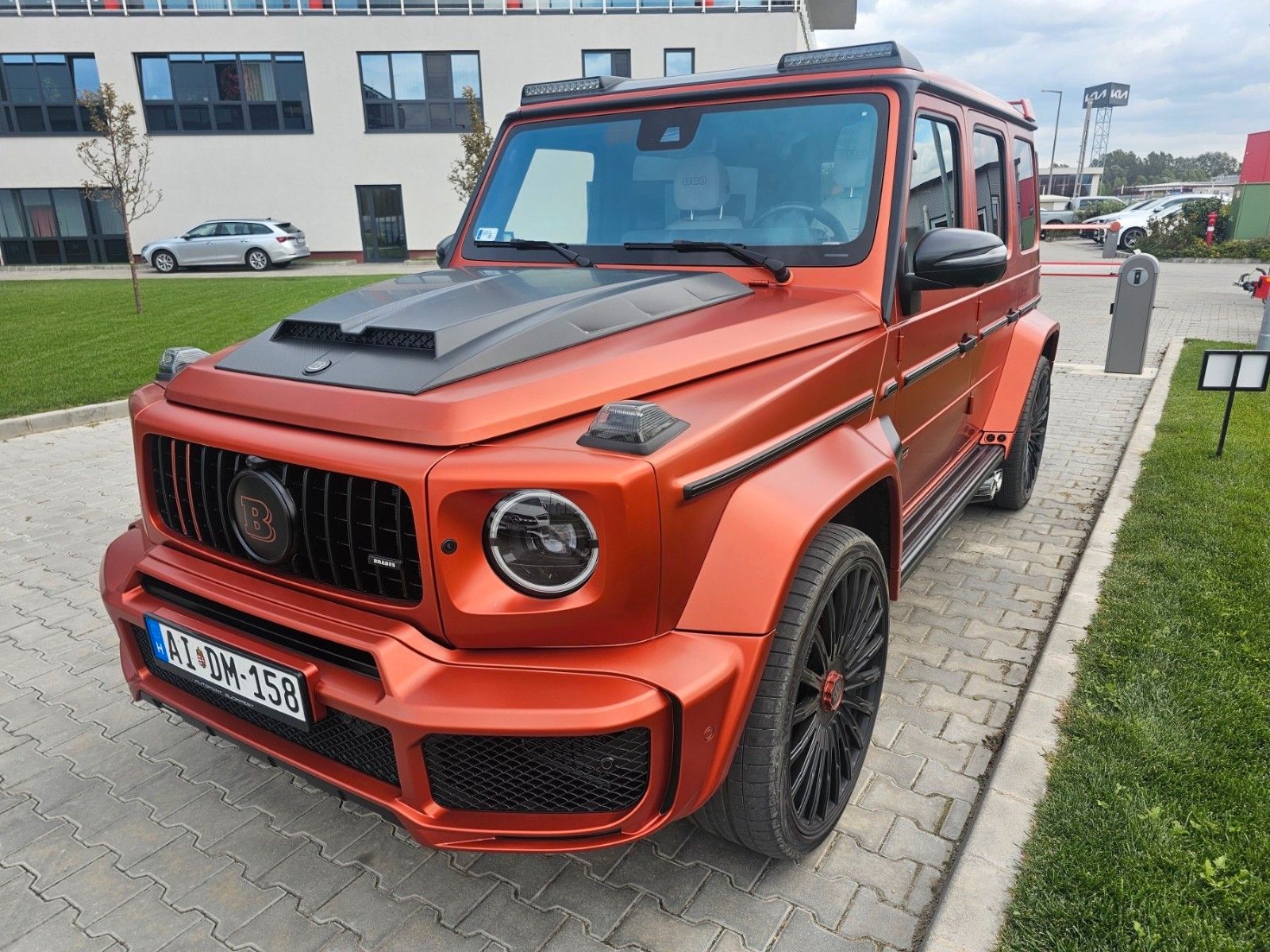 MERCEDES-BENZ G 63 BRABUS 800 SUV V8