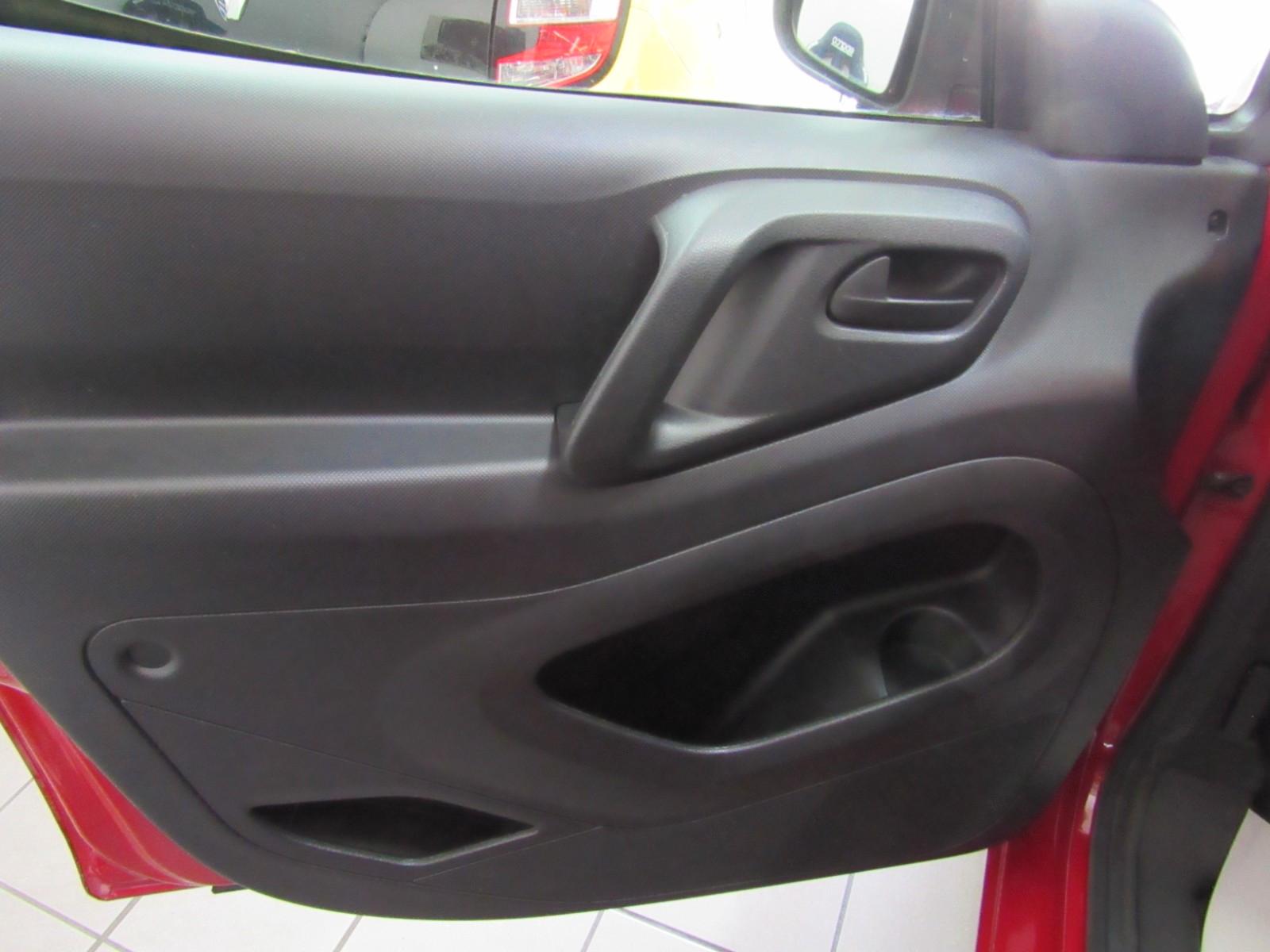 Peugeot Partner L1 Premium 1.Hand Tempomat PDC TÜV+++++