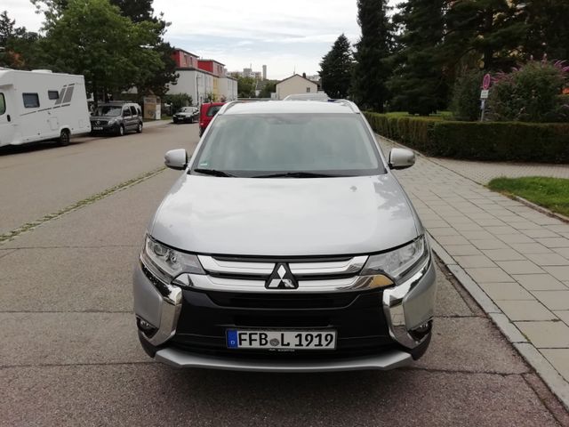 Mitsubishi Outlander 2.2 DI-D Plus ClearTec 2WD Plus