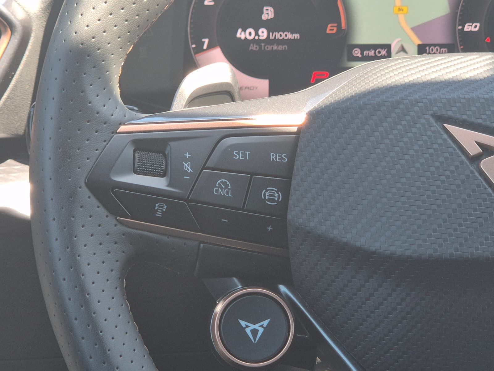 Fahrzeugabbildung CUPRA Leon 2.0 TDI DSG AHK*DYNAMICA*EDGE*LED*5JGARANT.