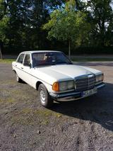Mercedes-Benz W123 240 D Oldtimer mit H-Kennzeichen - Mercedes-Benz 240: D