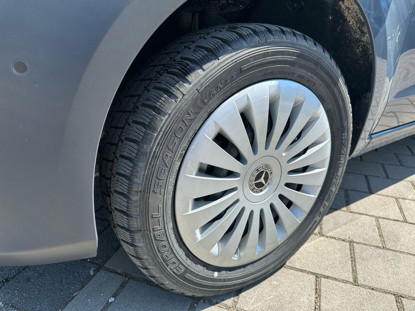 Fahrzeugabbildung Mercedes-Benz eVito *KLIMA*KAMERA*PDC*DAB*SH*