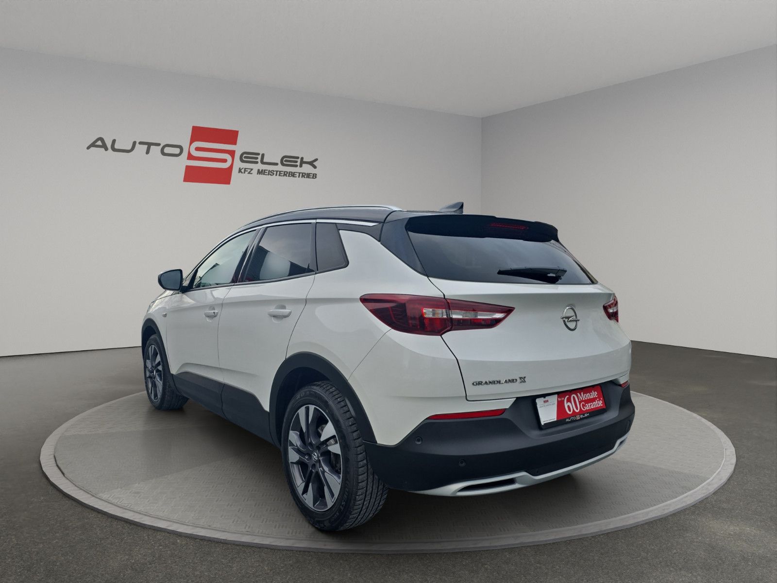 Fahrzeugabbildung Opel Grandland (X)Ultimate LEDER NAVI DAB  AHK 360