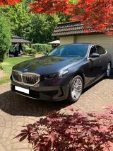 BMW i5 eDrive40 - Head UP Komfortsitze 360° Kamera - BMW i5 Gebrauchtwagen