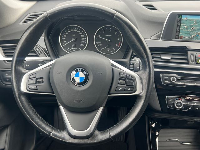 BMW X1 Baureihe X1 xDrive 20 d Sport Line BMW X1 Baureihe X1 xDrive 20 d Sport Line
