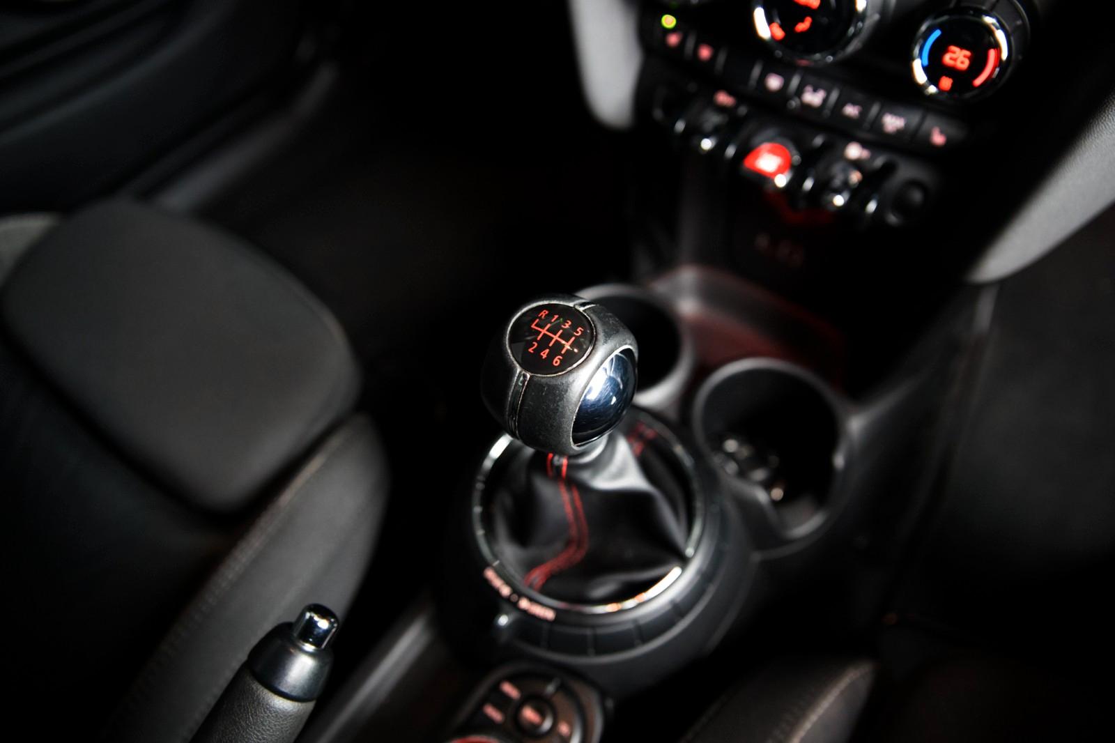 MINI Cooper S 2.0 Turbo 277 ch BVM / Prépa SL-Tuning / KW V3 / Freins JCW Brembo / Échappement Remus à valves