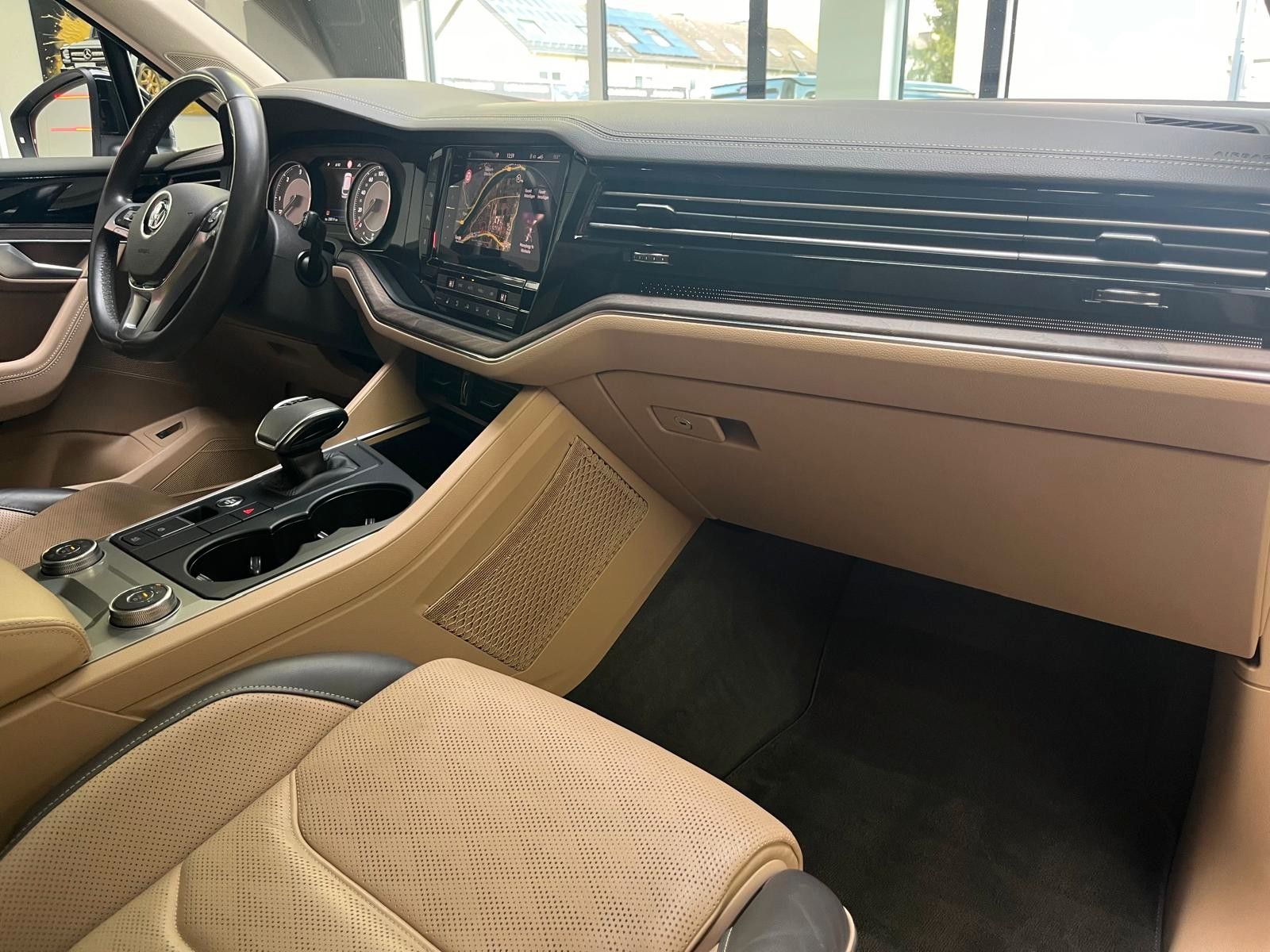 Fahrzeugabbildung Volkswagen Touareg 3.0 V6 TDI Atmosphere 4Motion*Luft*Pano*