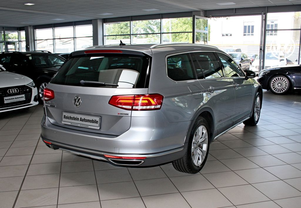 Volkswagen Passat Business 4M ACC AHK LEDER KAMERA STANDH