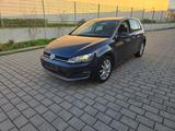 Volkswagen Golf VII Lim. Highline BMT/Inspektion/HU - gebrauchte Kleinwagen in Heidelberg