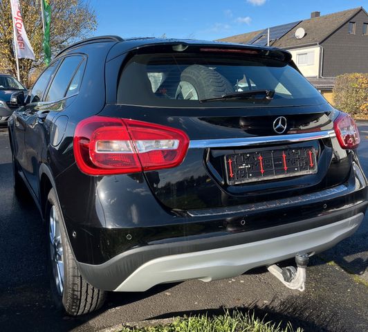 Mercedes-Benz GLA 200  Style