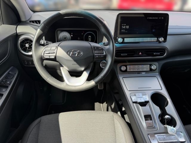 Fahrzeugabbildung Hyundai KONA Edition 30+ Elektro 2WD +KLIMA+NAVI+PDC+RFK