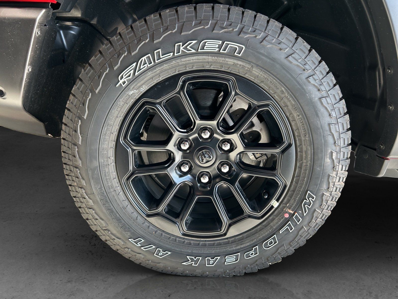 Fahrzeugabbildung Dodge RAM 1500 Rebel Crew Cab