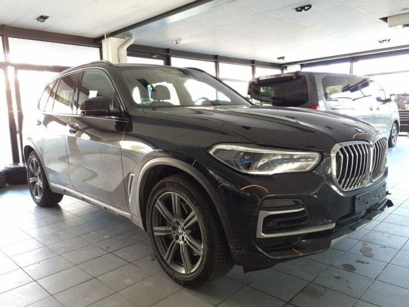 Image of BMW X5