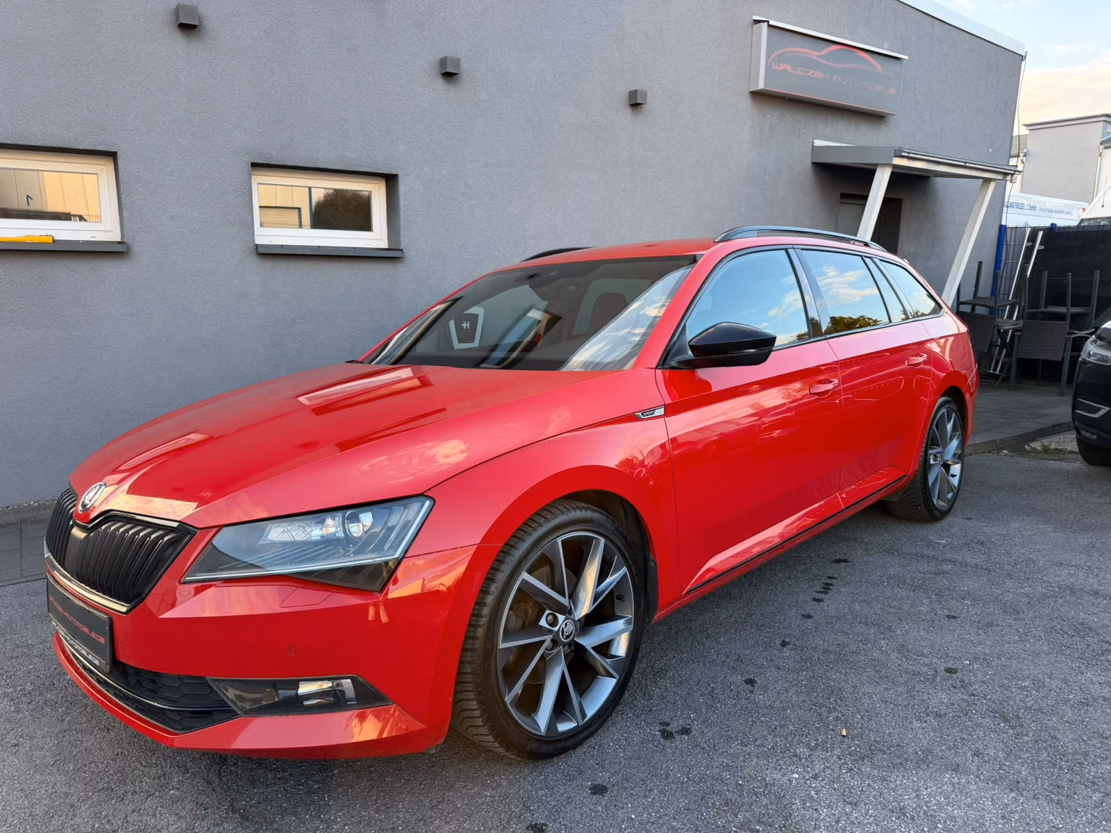 Skoda Superb Sportline AHK Xenon Canton Schckheftge.