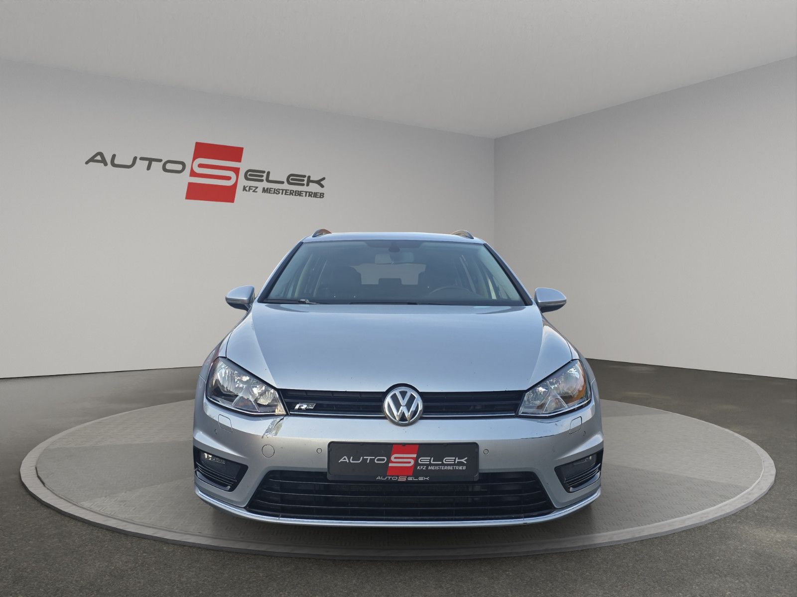 Fahrzeugabbildung Volkswagen Golf VII Variant 2.0 TDI Comfortline
