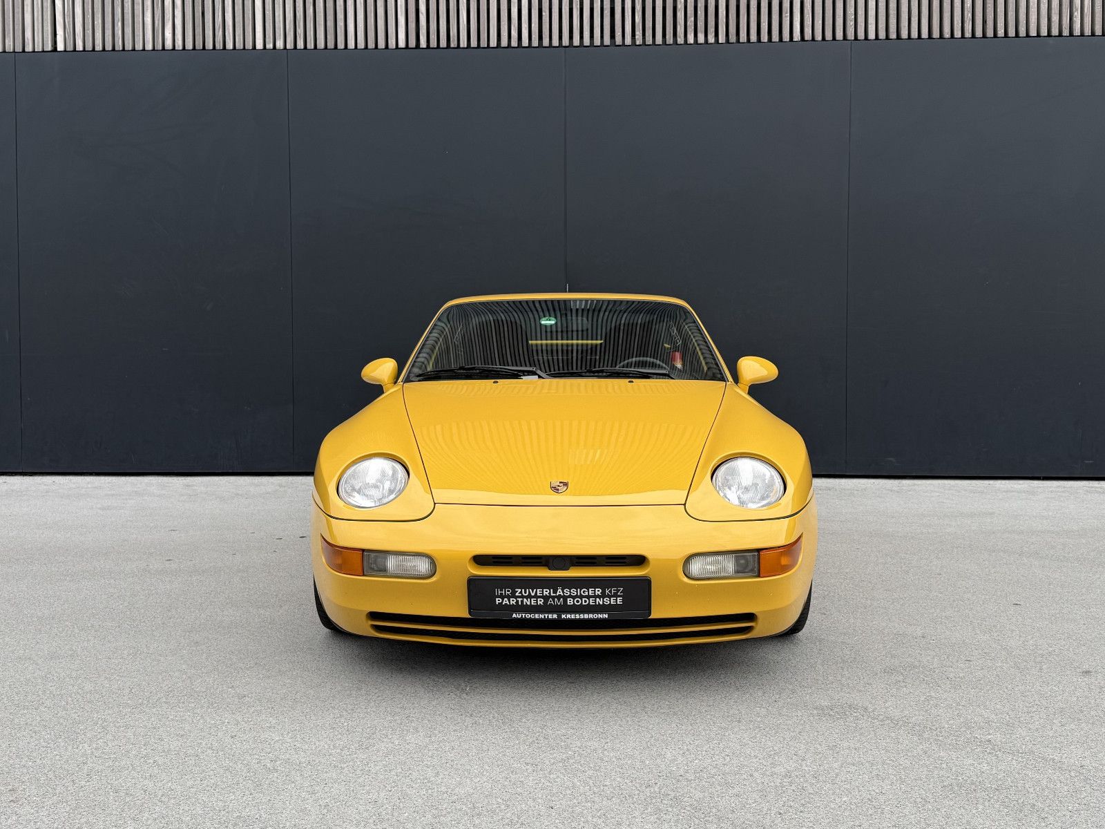 PORSCHE 968