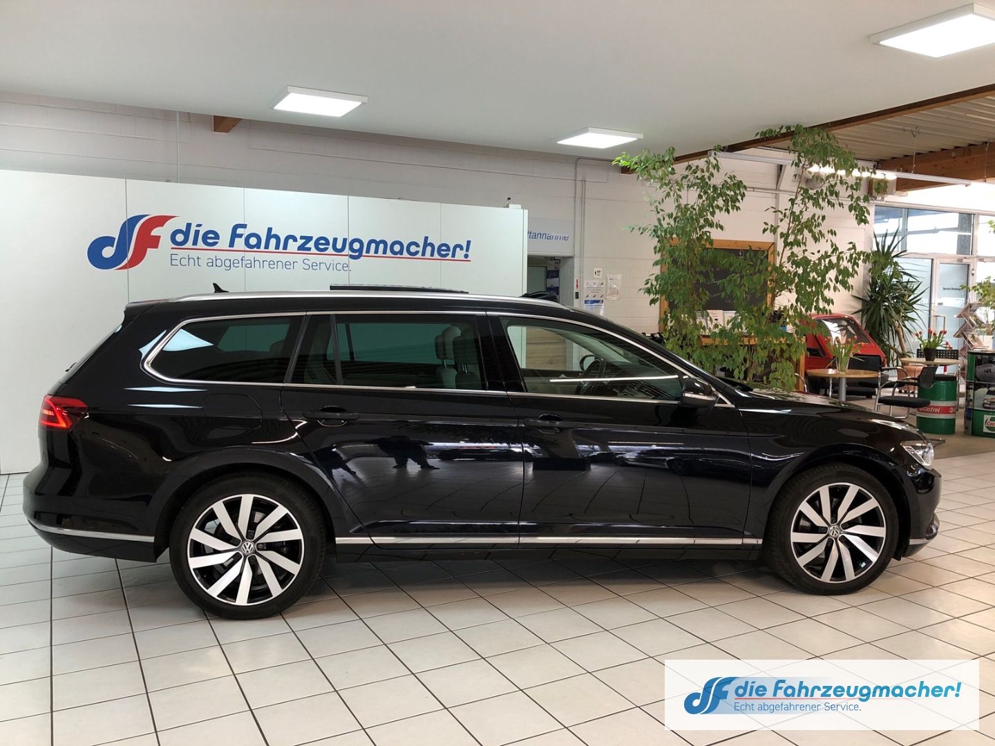 Fahrzeugabbildung Volkswagen Passat Variant Highline 2.0 TDI AHK-schw.Pano Vi