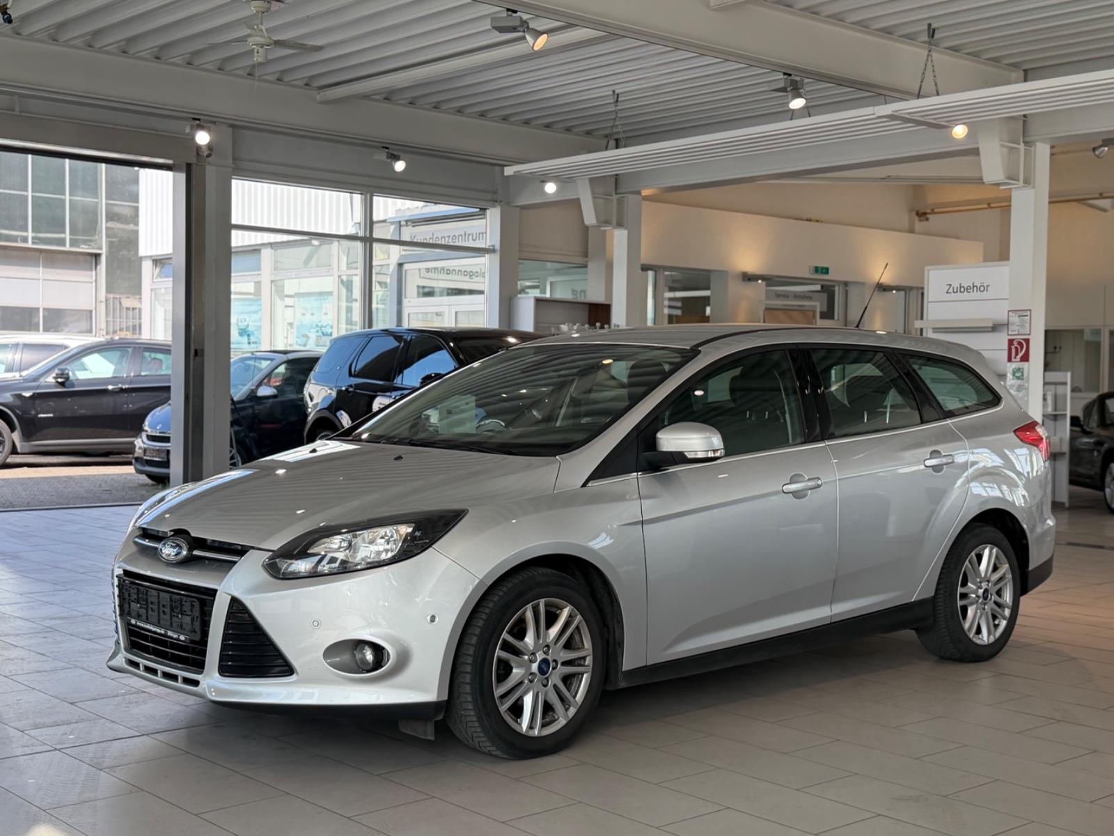 Ford Focus Turnier Titanium*KLIMAAUT.*AUTOMA.*AHK*SHZ