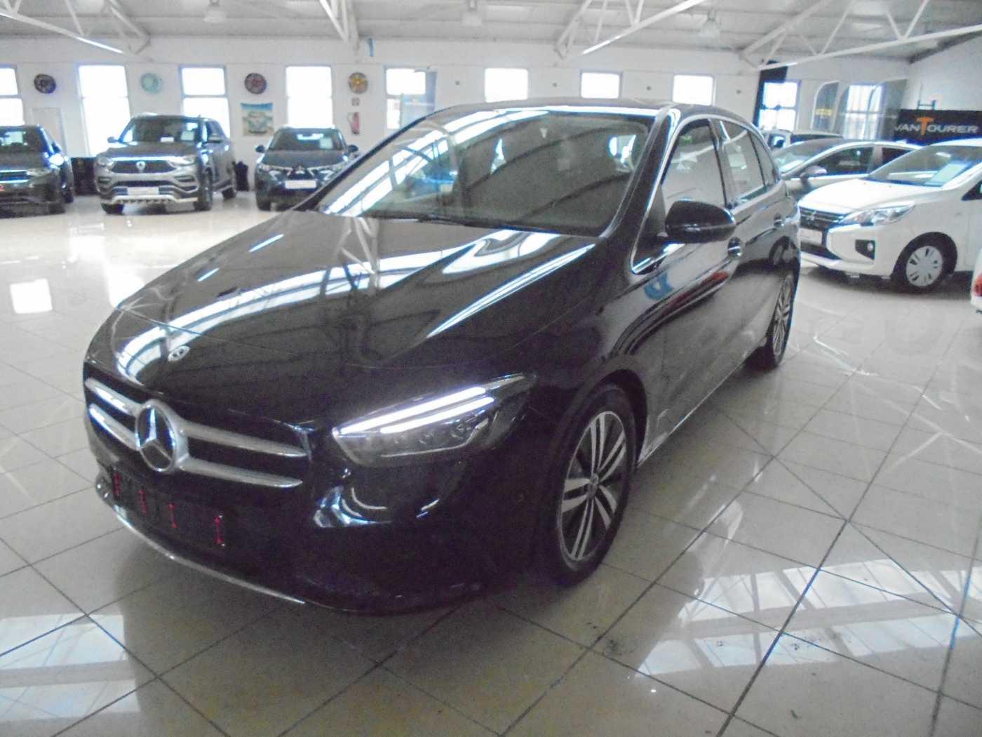 Mercedes-Benz B 180 7G-DCT