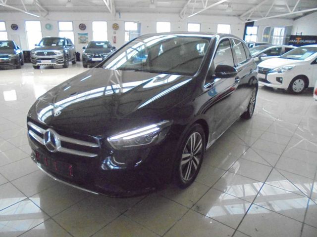 MERCEDES-BENZ B 180 7G-DCT