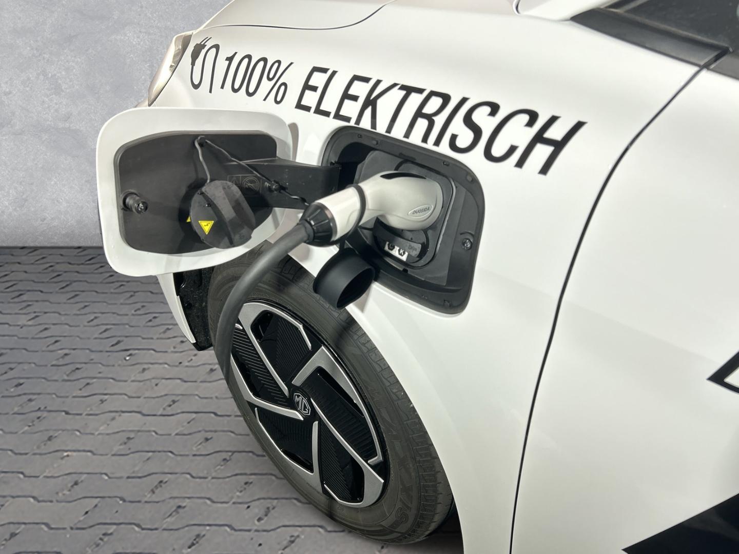 MG4 EV Urban Comfort 54kWh * SHZ * CarPlay * Key