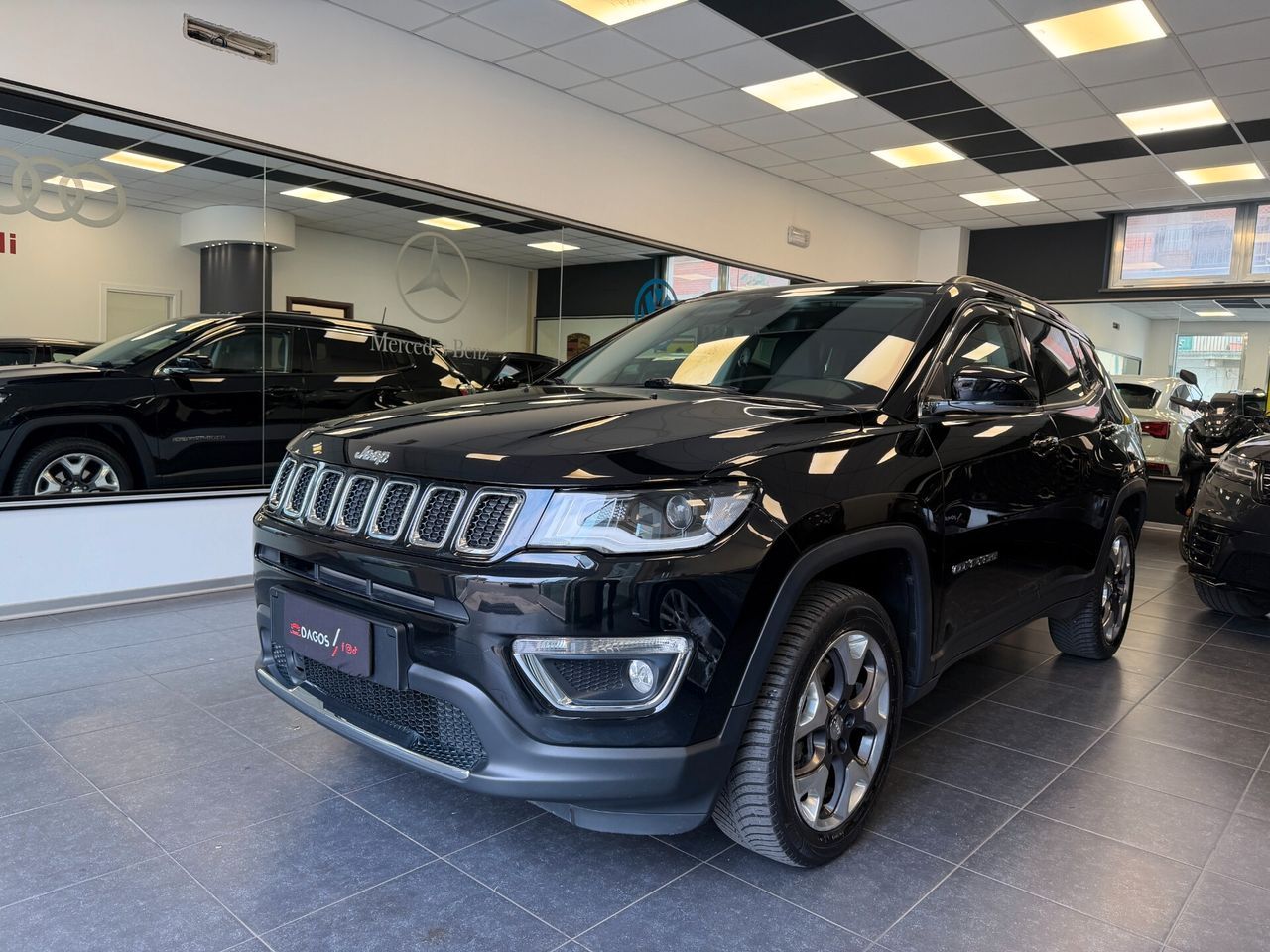 Jeep Compass 2.0 Multijet II 4WD Limited imagem 3