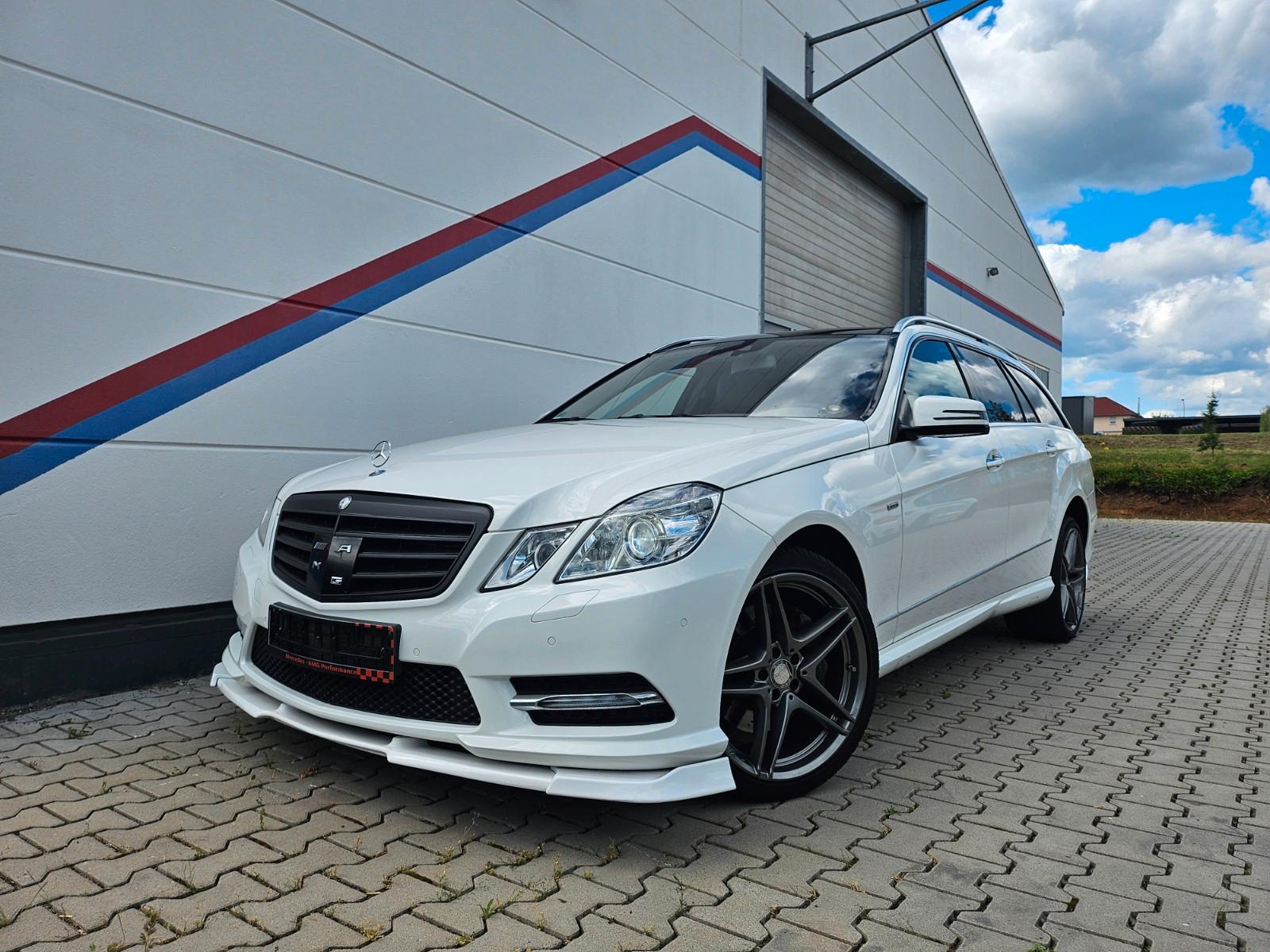 Mercedes-Benz E 350 CDI T-Modell AMG*Navi*Kamera*Leder*19Zoll*