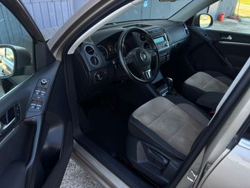 Volkswagen Tiguan - 7