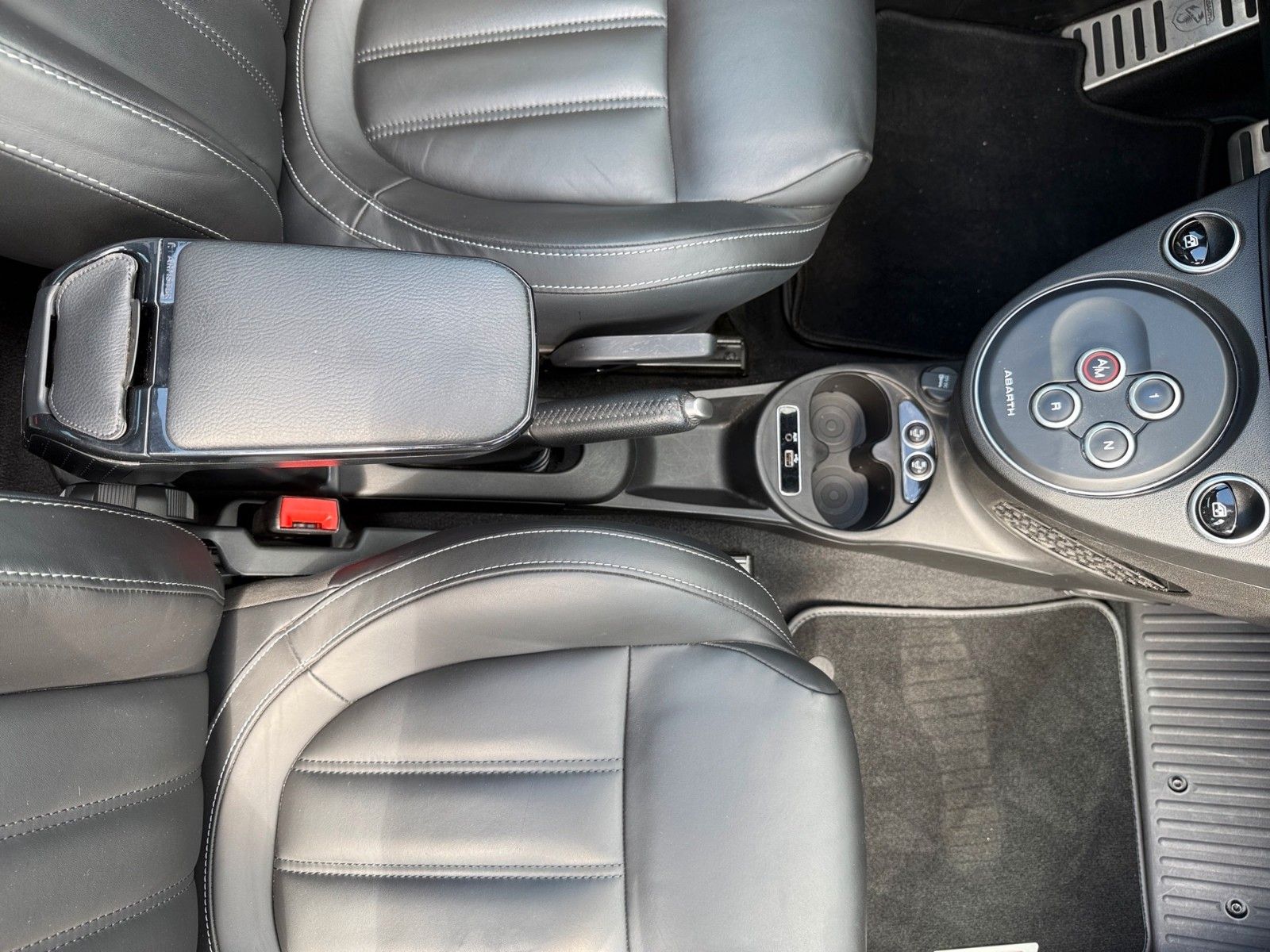 Fahrzeugabbildung Abarth 595C Competizione Automatic