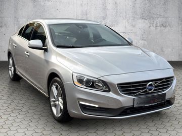 Volvo S60 - 1