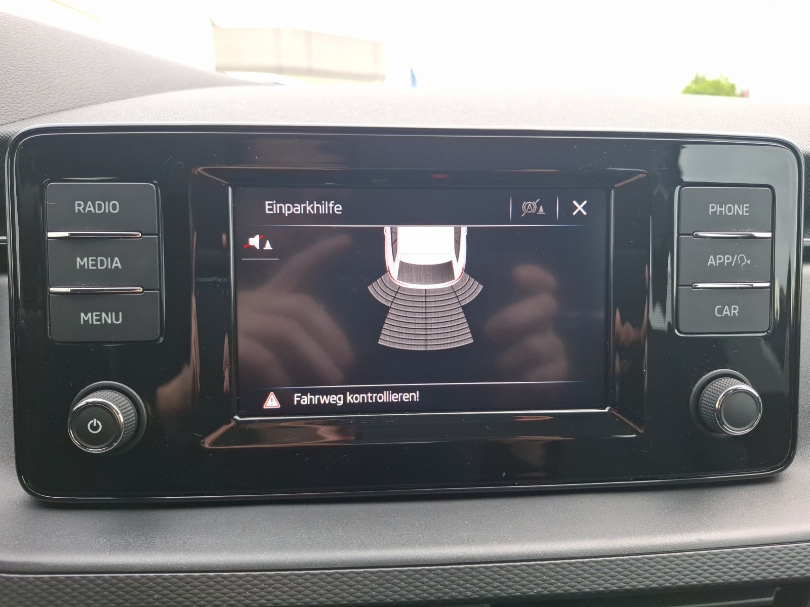 Fahrzeugabbildung SKODA Scala TSI Ambition LED Klima PDC SHZ GRA  LM