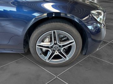 Mercedes E 300 - 5