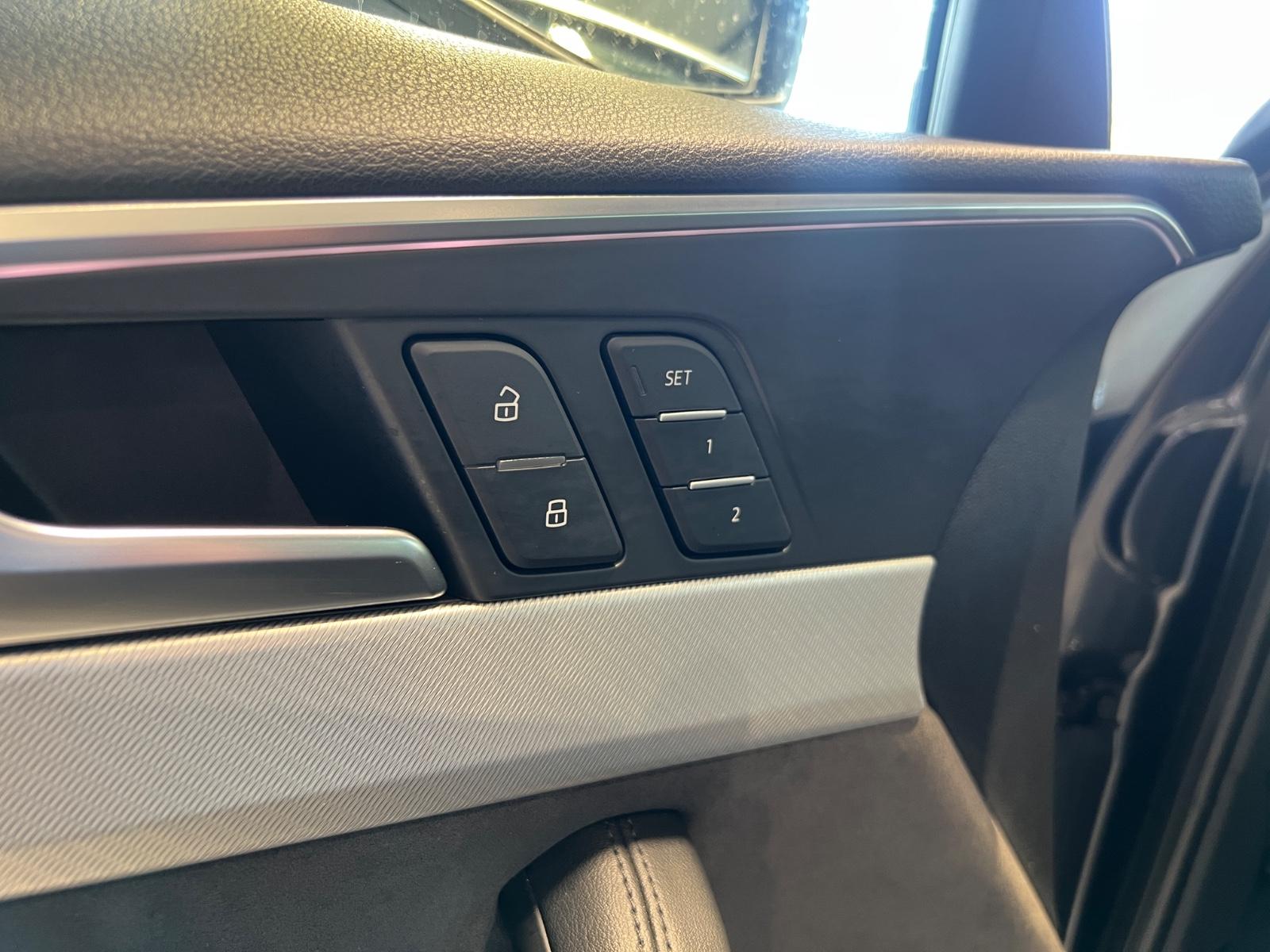 Audi A4 Allroad quattro*ALCANTARA*MEMORY*TOTWINKEL