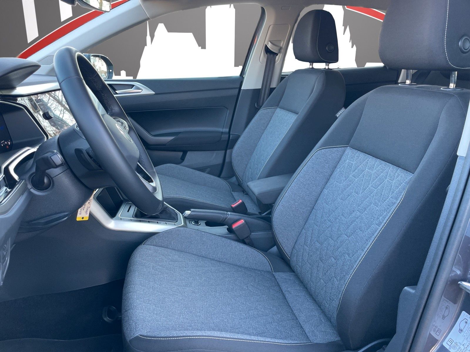 Fahrzeugabbildung Volkswagen Taigo 1.0 TSI DSG MOVE LED/AHK/SHZ/RFK/ACC/PDC