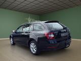 Skoda Octavia Combi 2.0 TDI DSG Tour/AHK/LED/169€mtl. - Skoda Octavia: Tour TDI