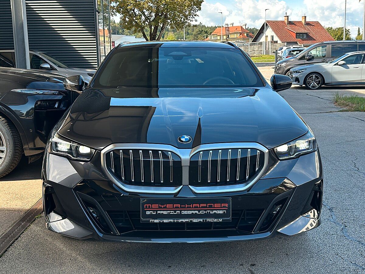 BMW 520i Touring M-Paket Aut. imagem 3