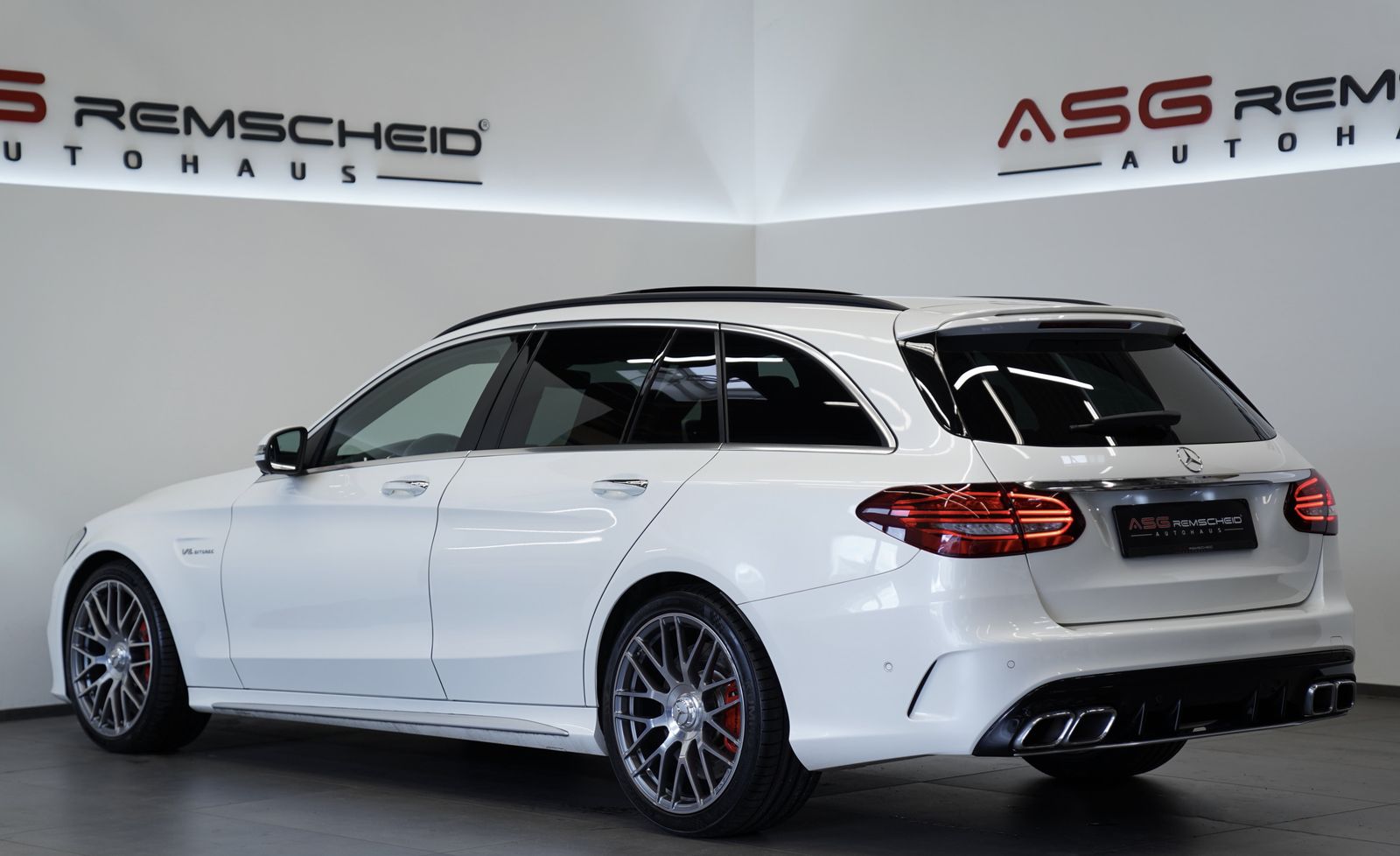 Mercedes Benz C 63 Amg