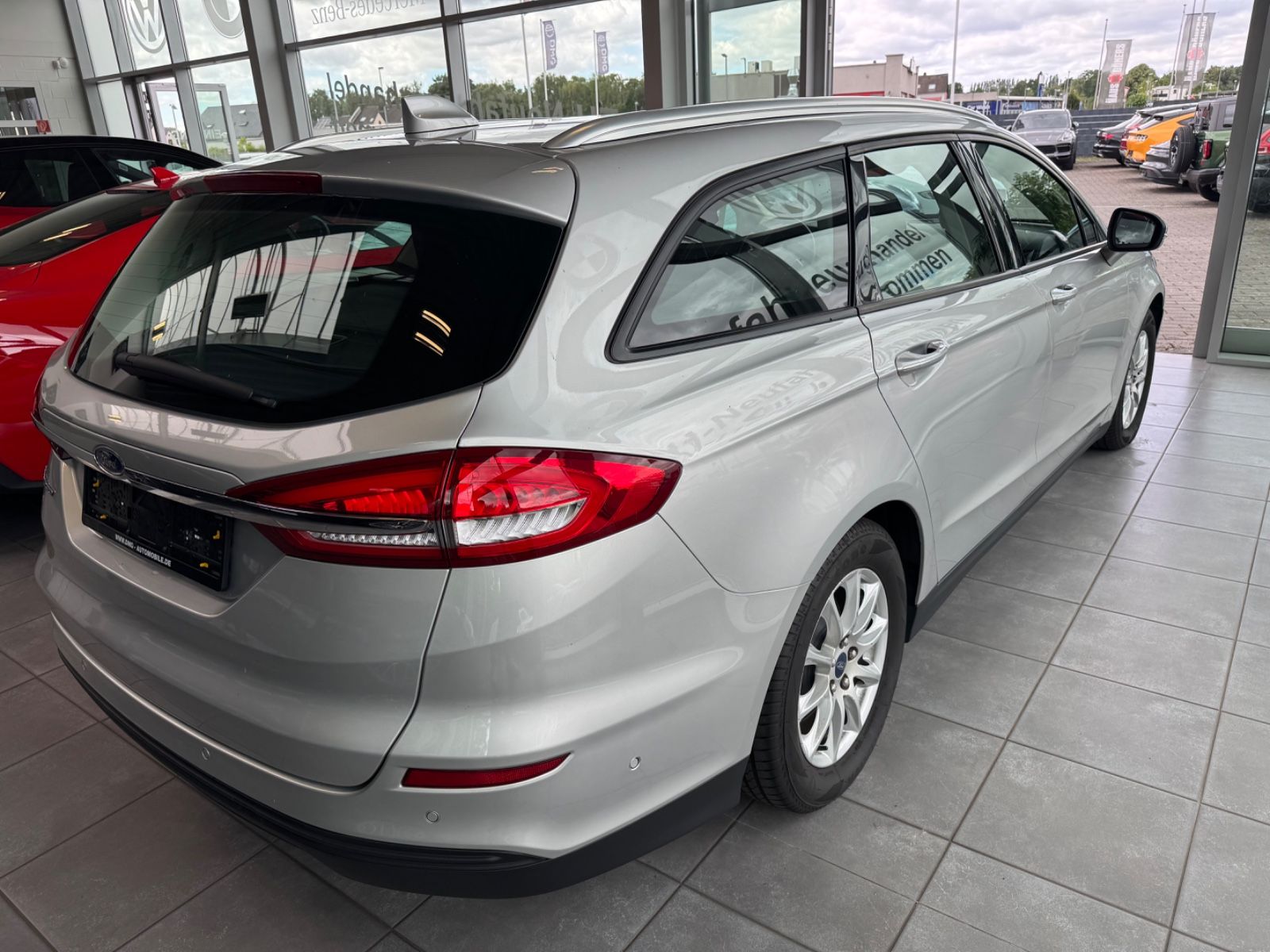Fahrzeugabbildung Ford Mondeo Turnier Trend