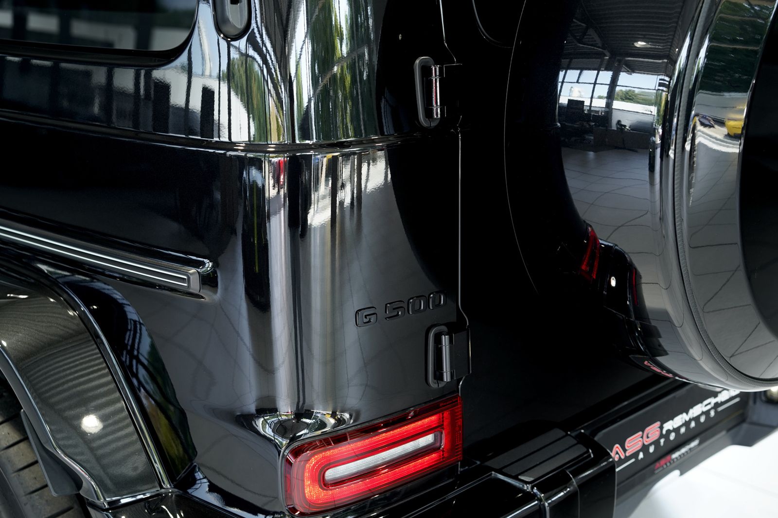 Mercedes Benz G 500