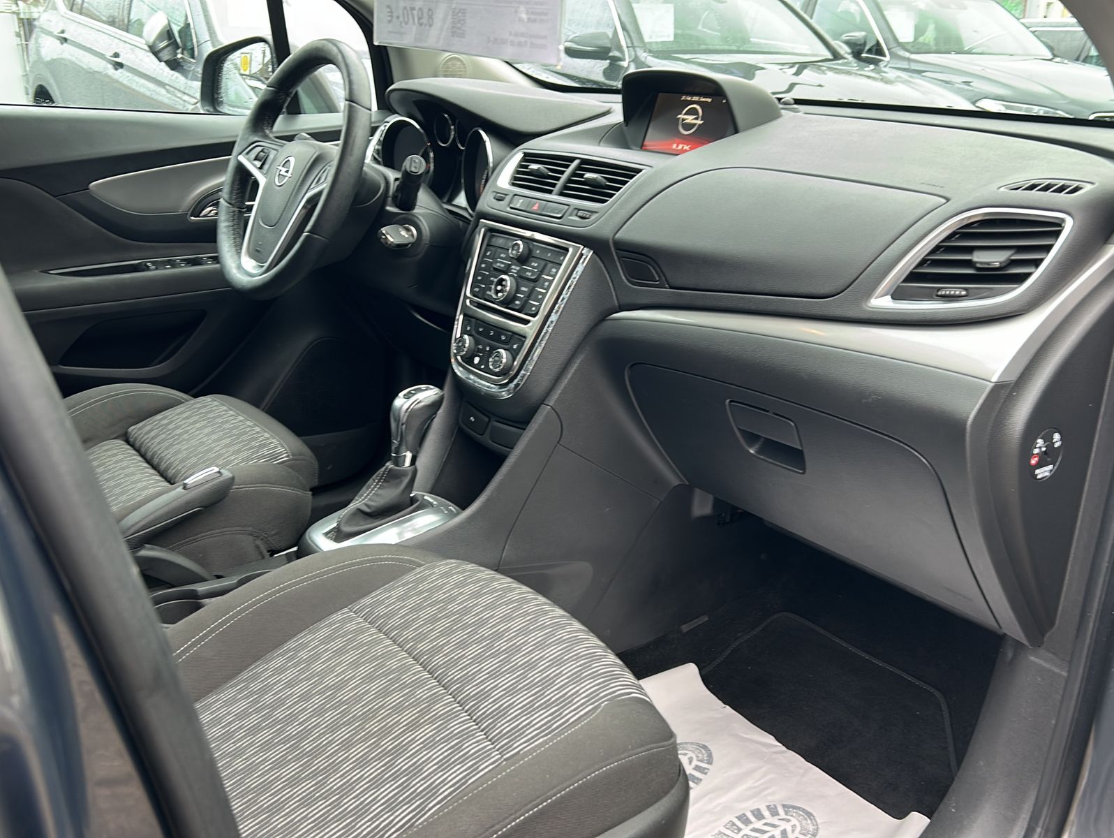 Fahrzeugabbildung Opel Mokka Edition