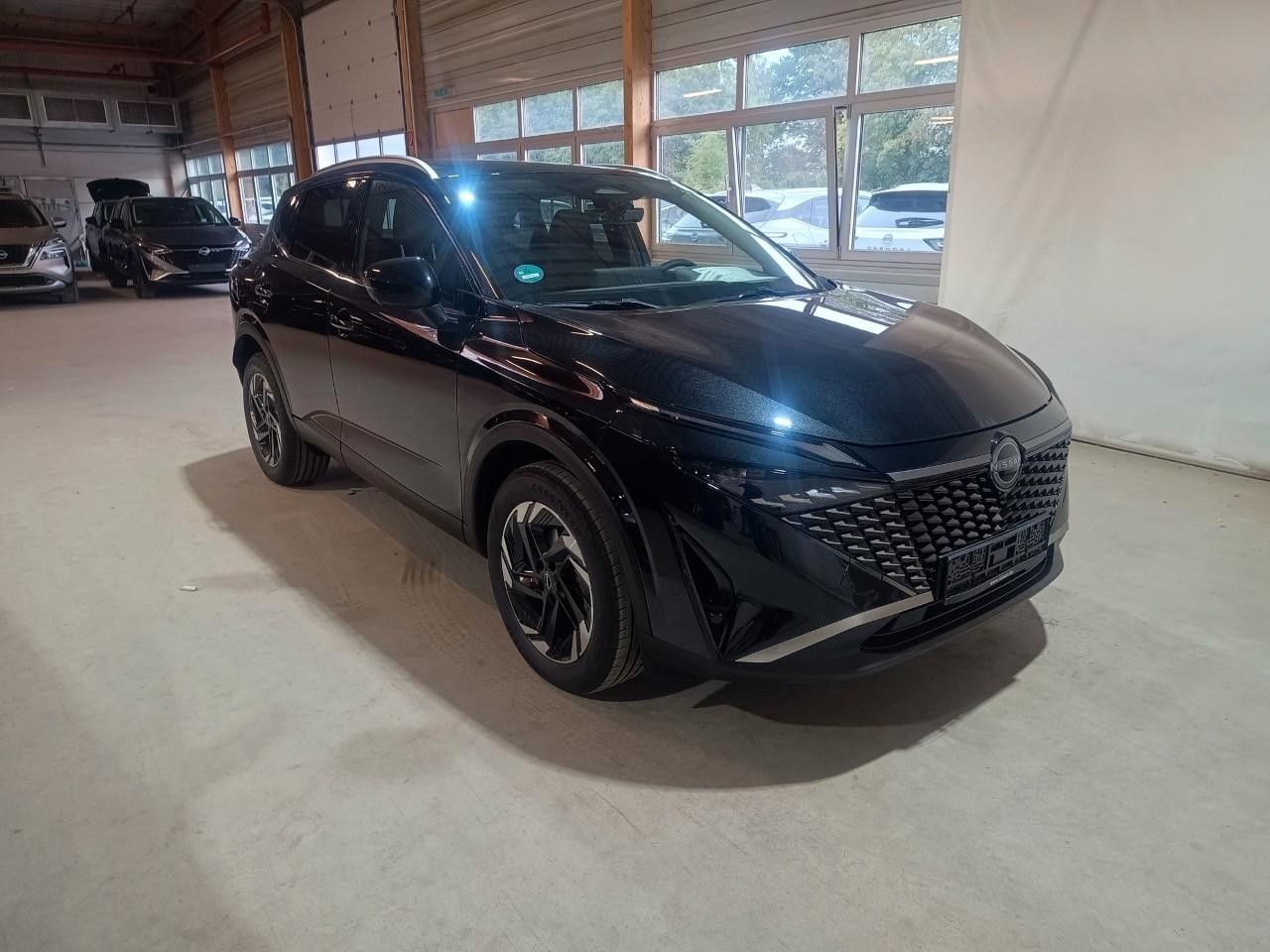 Fahrzeugabbildung Nissan Qashqai 1.3 Schaltgetriebe - N-Connecta