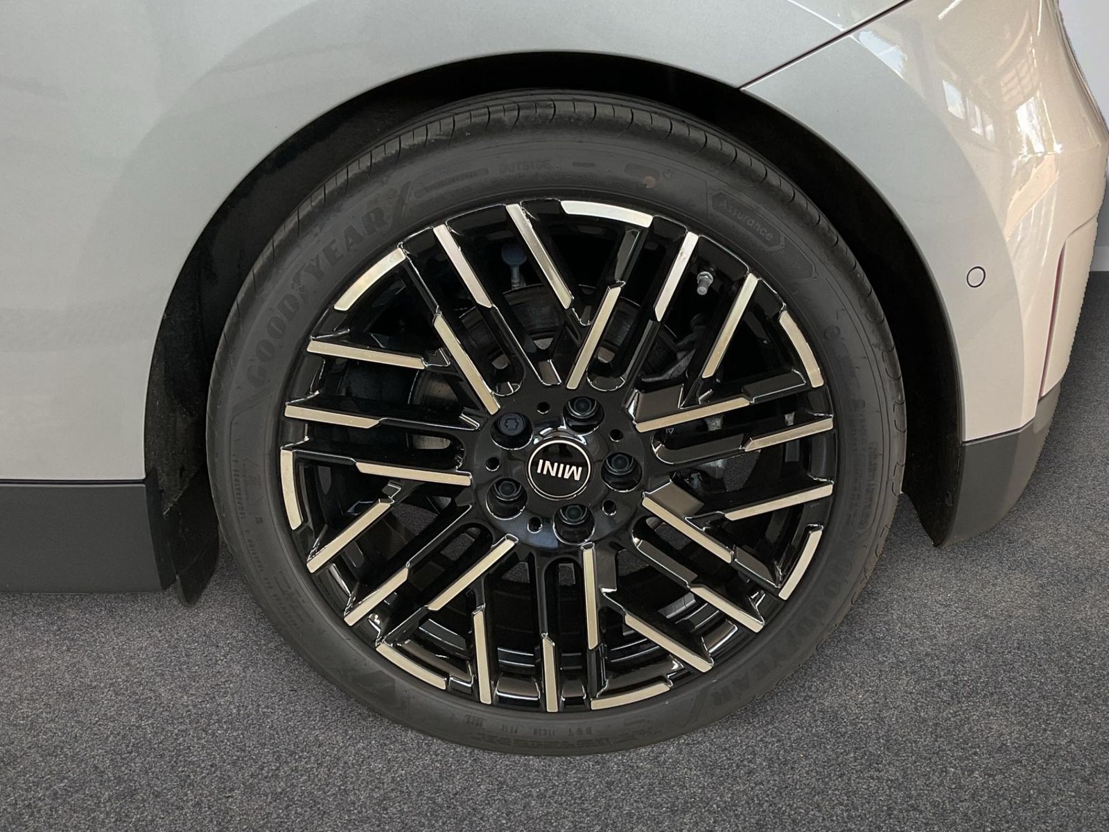 MINI Cooper SE - Bild 16